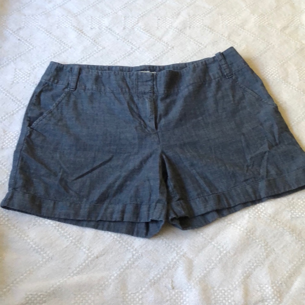 ✨White House Black Market shorts